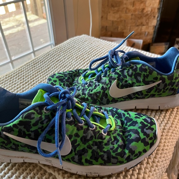 Nike leopard print - Picture 2 of 3